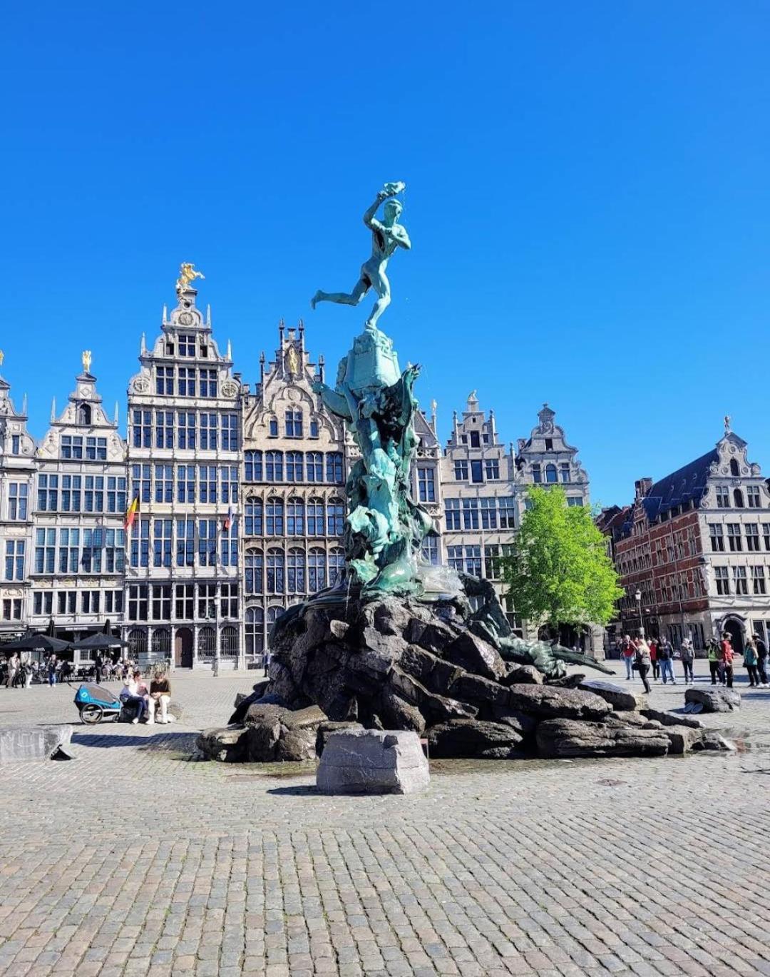 For Rent In * Antwerpen